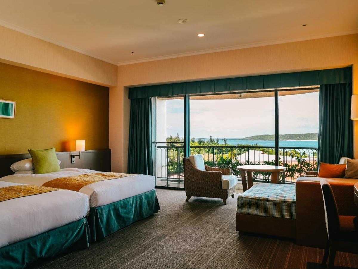 Miyakojima Tokyu Hotel & Resorts Екстериор снимка